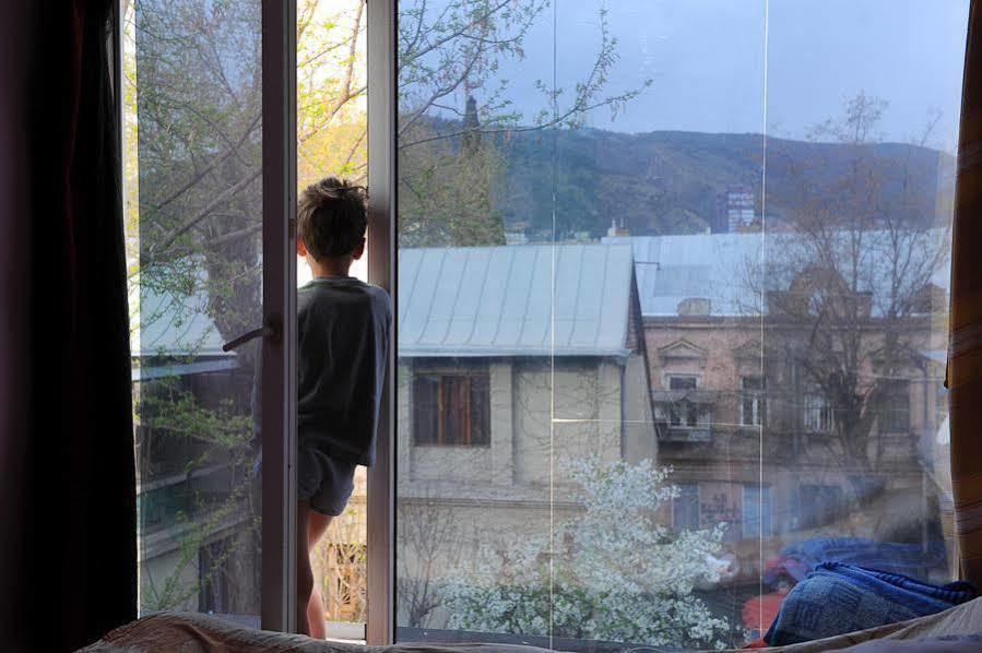 Green Stairs Guest House Tbilisi Exterior foto